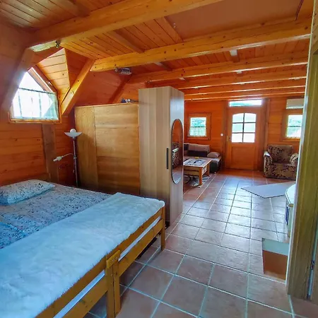 In - Kranjska בית נופש *