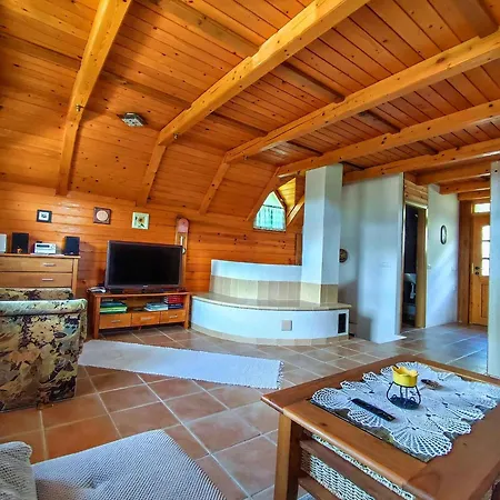 In - Kranjska Дом отдыха Доленьске-Топлице