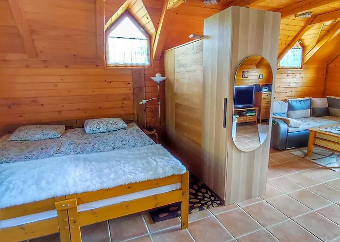 In - Kranjska בית נופש דולנז'סקה טופליסה