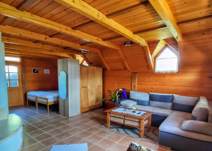 In - Kranjska בית נופש דולנז'סקה טופליסה